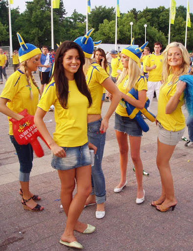 Sexy Hot Swedish Girl Wallpapers HD screenshot 3