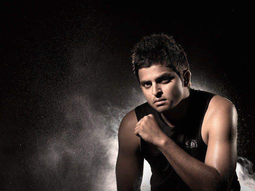Suresh Raina Wallpapers: Cricketer Wallpaper screenshot 12