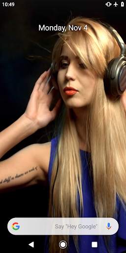DJ Girl with Headphones 4K Video Wallpaper screenshot 4