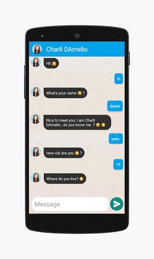 Charli D'Amelio Video Call - Chat Simulator screenshot 2