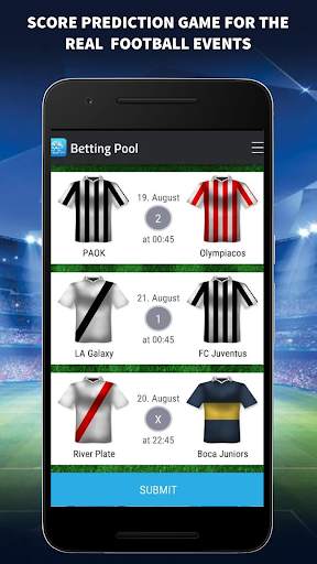 Football Fanatics ⚽️ FanStorm - Clash of Fans screenshot 3