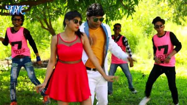 Bhojpuri Hot Video Song screenshot 4
