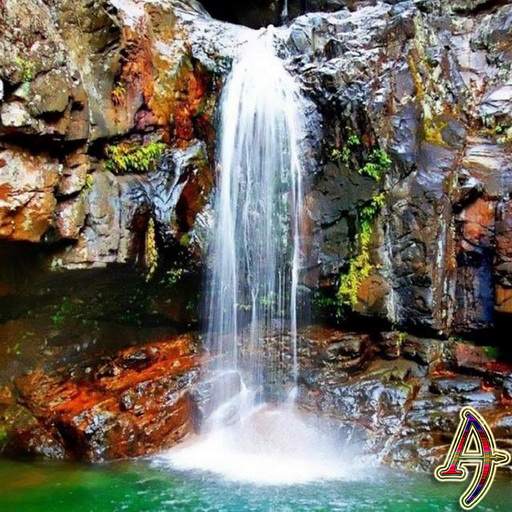 Waterfall Free Live Wallpaper 1.0