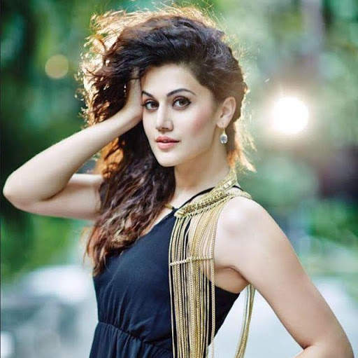 Taapsee Pannu Wallpapers HD screenshot 15