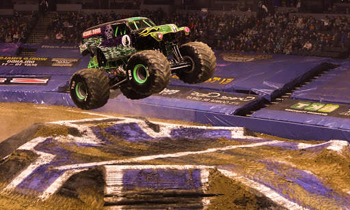Monster Truck trials off-road Drive Free Game 2020 screenshot 3