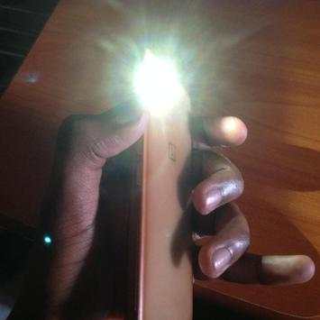Volume Button Flashlight 2017 screenshot 2