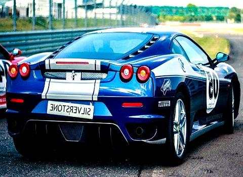 Sports Car Wallpapers screenshot 2