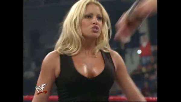 Trish Stratus wwe diva : most popular event videos screenshot 6