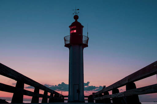 Lighthouse Wallpapers HD & 4k Backgrounds screenshot 10