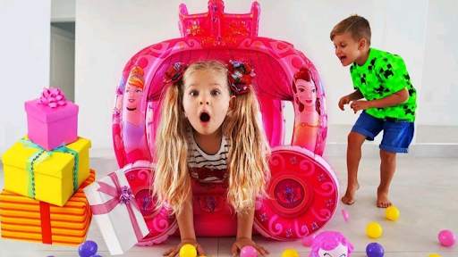 Funny Diana Toys Show screenshot 4