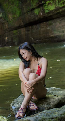 Hot Babes Bikini Sexy Girls screenshot 4