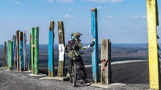 Mountain Bike Wallpaper screenshot 13
