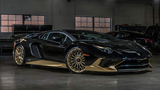 Black Lamborghini wallpaper 6 تصوير الشاشة