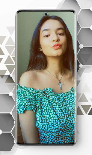 Anushka Sen Wallpapers New screenshot 4