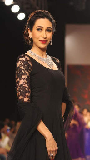 Karishma Kapoor Wallpapers HD screenshot 2