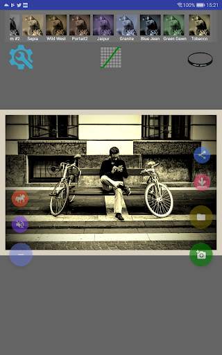 Picnoir Black and White Camera screenshot 5