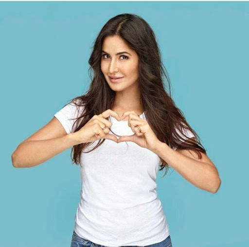 Katrina Kaif HD hot Wallpapers screenshot 7