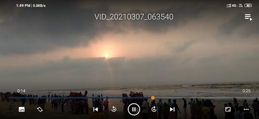 MAX player screenshot 1