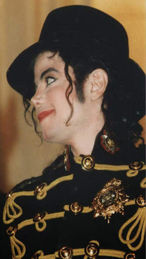 Michael Jackson Wallpapers HD screenshot 1