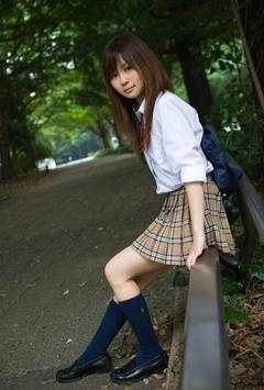 Sexy Hot School Girls In Uniform screenshot 4
