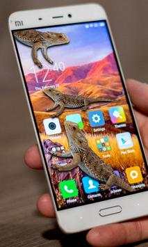 Lizard on phone screen funny joke screenshot 2