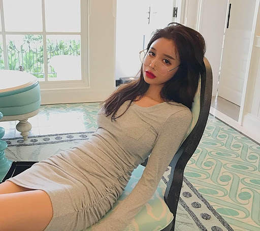 Hot Sexy Korean Girls Wallpapers HD 4 تصوير الشاشة
